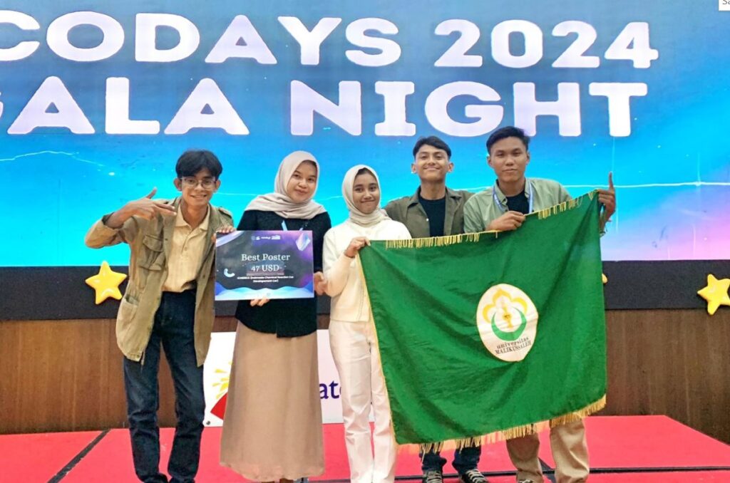 Mahasiswa Teknik Mesin dalam Tim Meuseuraya Chemical e-Car Unimal Raih Best Poster di ECODAYS 2024